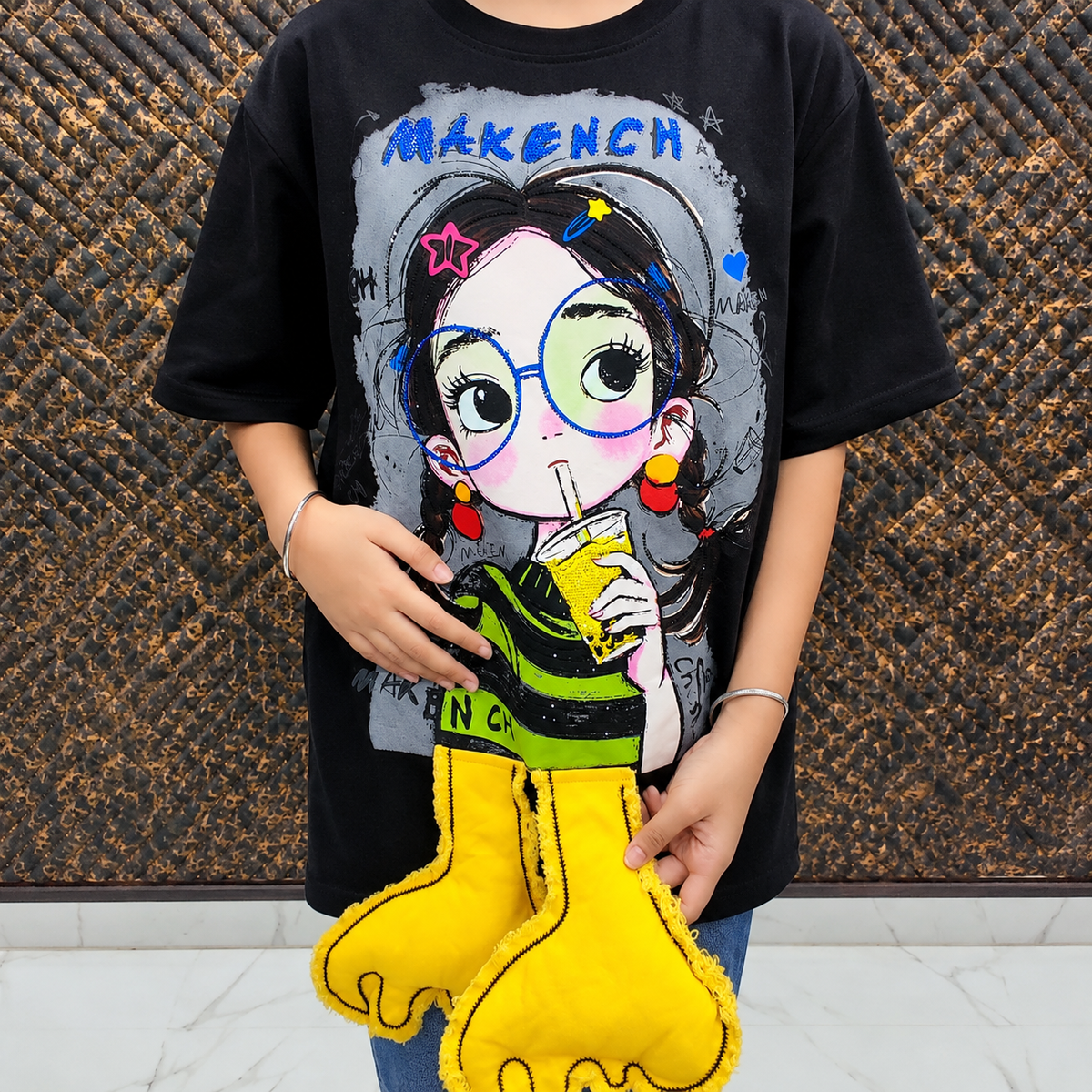 Pop Muse Black Oversized Graphic T-Shirt